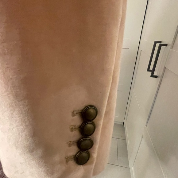 New with Flaw: Frame Peach Velvet Blazer Size 6 - Picture 5 of 16